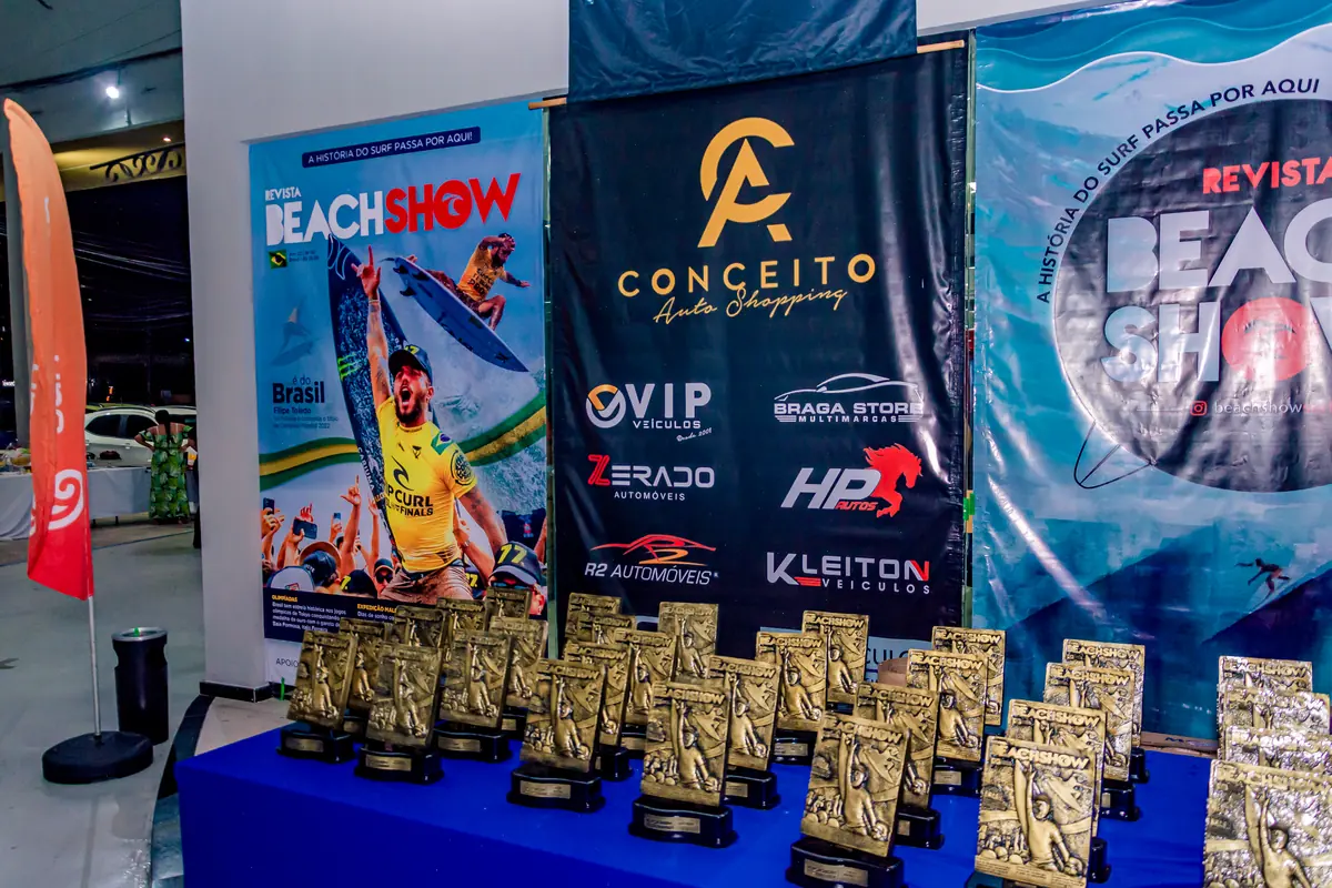 Troféus e banners do lançamento da edição 25 anos